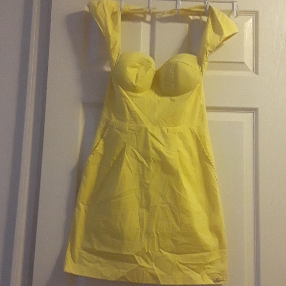 Dress - Picture 3 of 4
